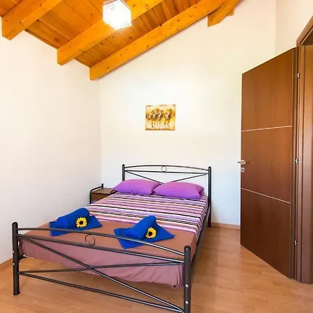 Haus In Kolympia Mit Parkplatz Und Bergblick Dom wakacyjny Kolymbia
